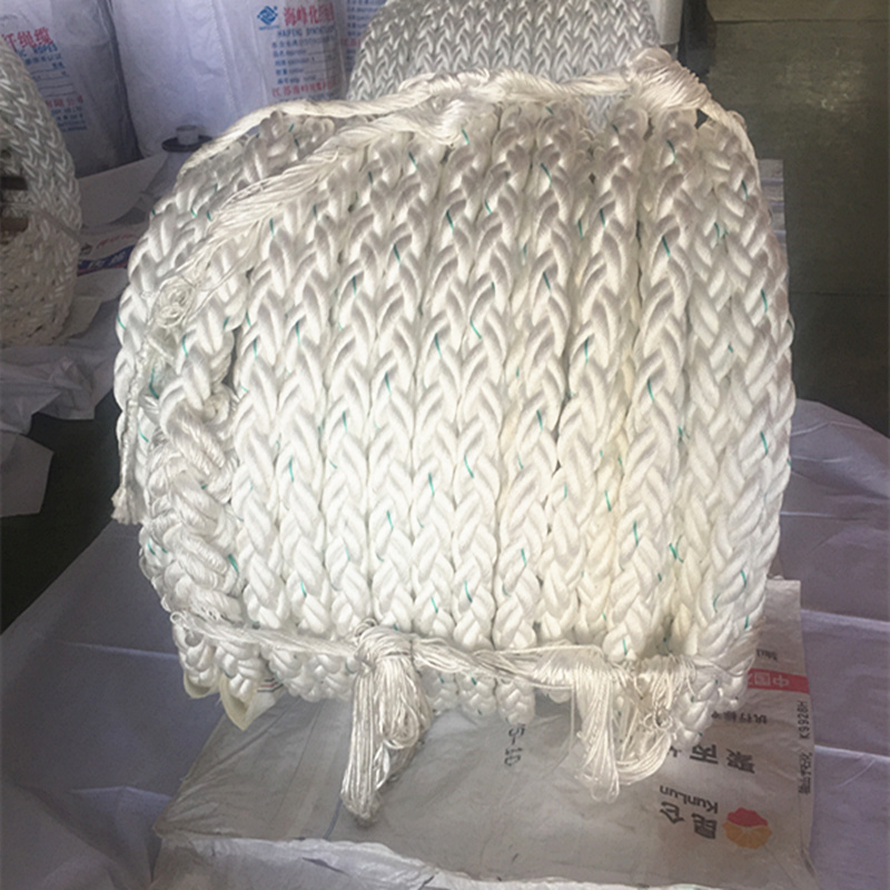 POLYPROPYLENE/POLYESTER COMPOSITE ROPE