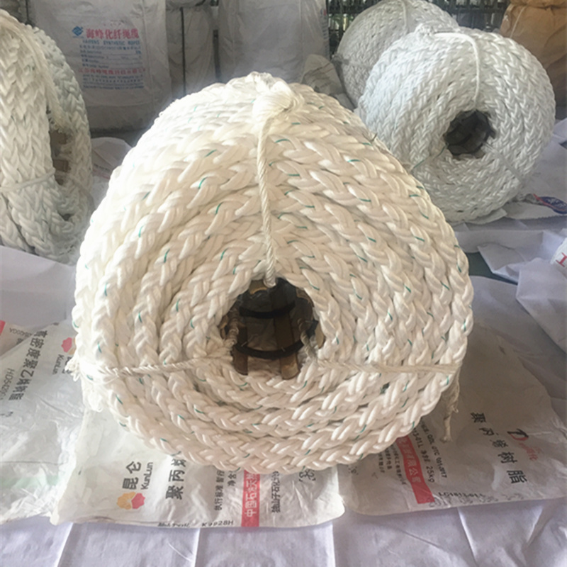 POLYPROPYLENE/POLYESTER COMPOSITE ROPE